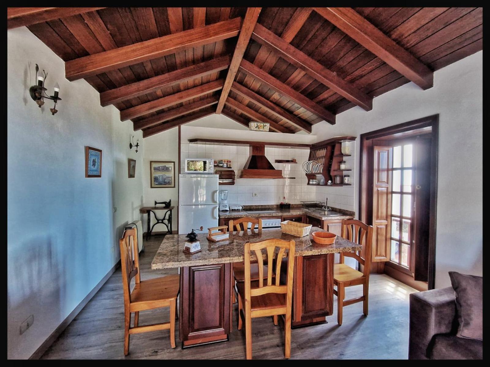 Casa Rural Faustina Исора Экстерьер фото